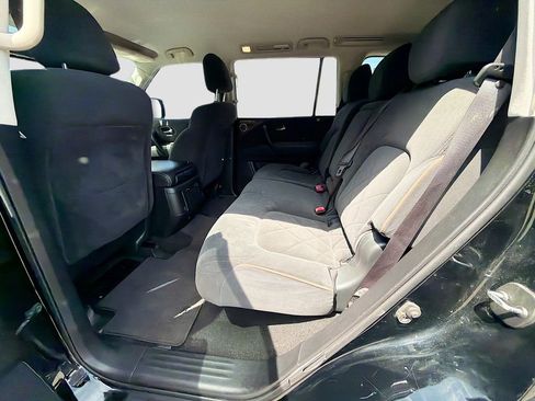 Used 2019 Nissan Armada SV w/ Driver Package RWD image 23