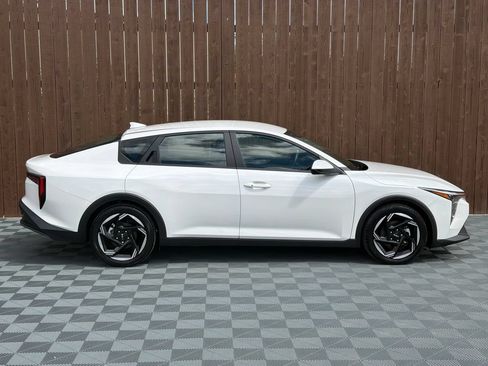 Used 2025 Kia K4 EX FWD image 12