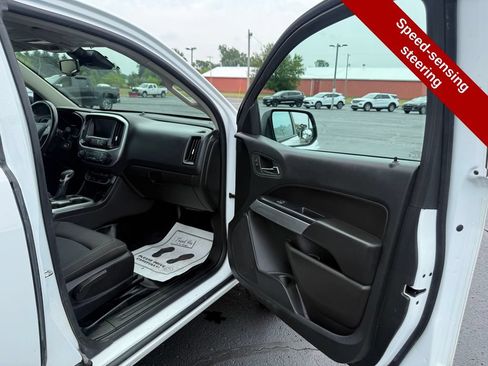 Used 2022 Chevrolet Colorado LT w/ Fleet Safety Package AWD/4WD image 40