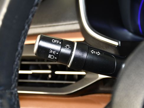 Certified 2024 Acura MDX SH-AWD w/ Technology Package image 22