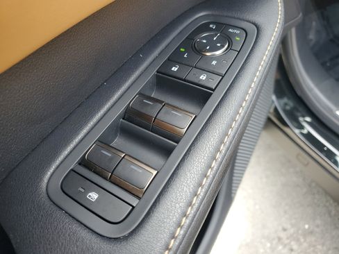 Used 2025 Lexus RX 350 Premium w/ Accessory Package (Z1) image 20