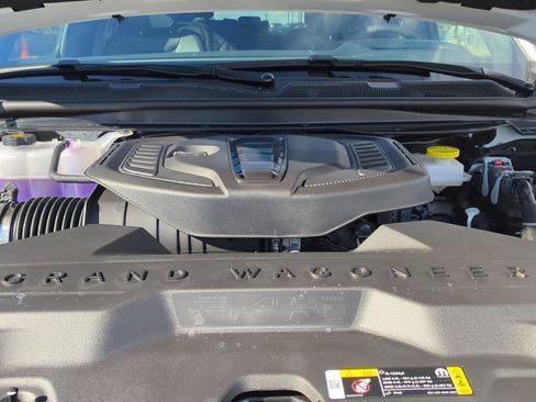 New 2026 Jeep Grand Wagoneer L Limited image 9