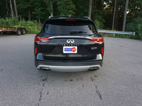 Used 2019 INFINITI QX50 Essential w/ Sensory Package AWD/4WD image 19