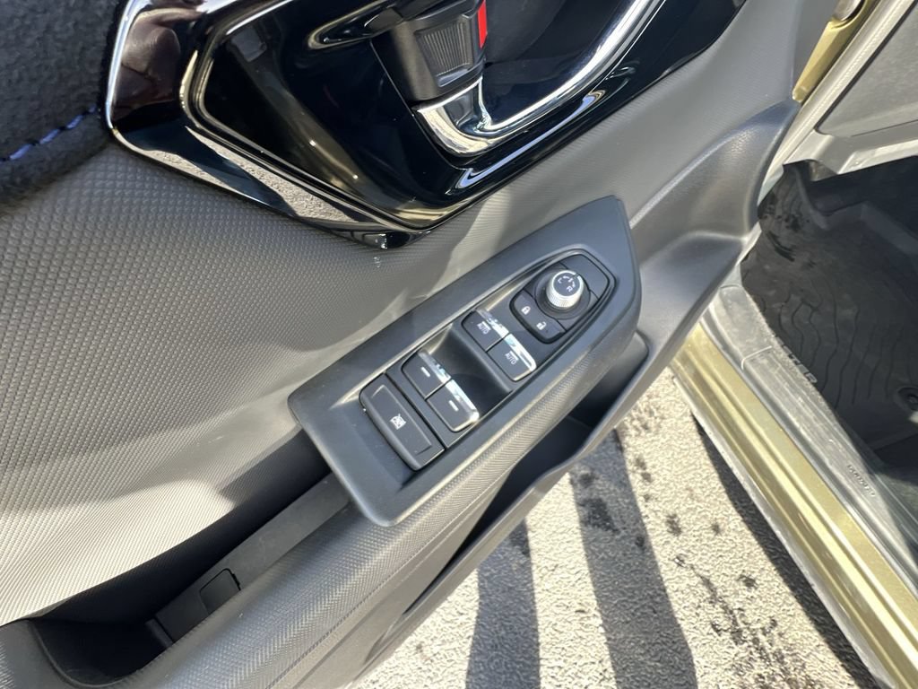 Used 2025 Subaru Forester Limited AWD/4WD image 24