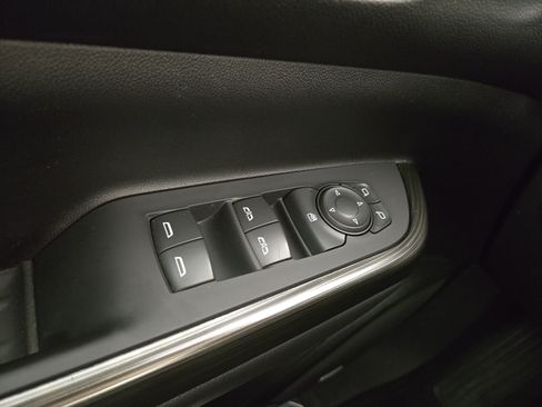Used 2023 GMC Acadia SLT AWD/4WD image 29