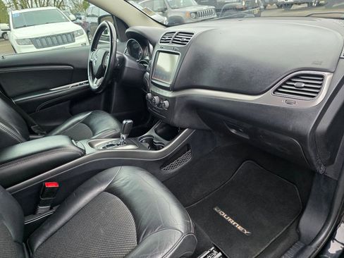 Used 2017 Dodge Journey Crossroad image 26