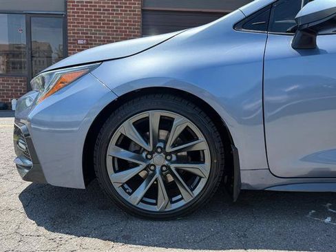 Used 2020 Toyota Corolla SE w/ SE Premium Package FWD image 4