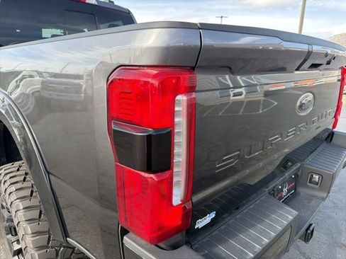 New 2024 Ford F250 Lariat w/ Lariat Ultimate Package AWD/4WD image 32