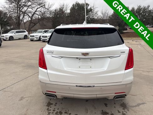Used 2017 Cadillac XT5 Luxury w/ Driver Awareness Package image 6
