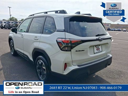 Used 2026 Subaru Forester Premium AWD/4WD image 5