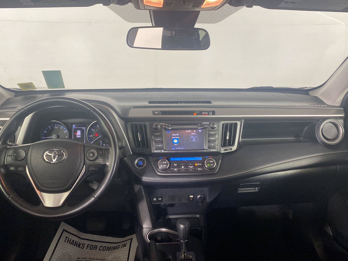 Used 2018 Toyota RAV4 XLE AWD/4WD image 27