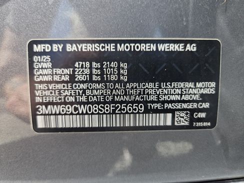 Certified 2025 BMW 330i Sedan RWD image 19