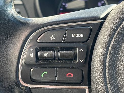 Used 2018 Kia Optima S image 19