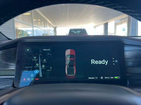 Used 2023 Rivian R1T Adventure image 24