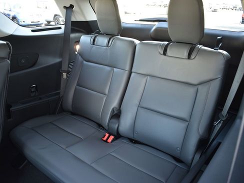 New 2026 Ford Explorer Active w/ Active Comfort Package AWD/4WD image 7