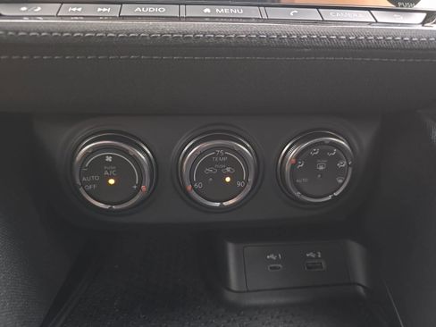 Used 2025 Nissan Z Sport w/ Floor Mat Package RWD image 21