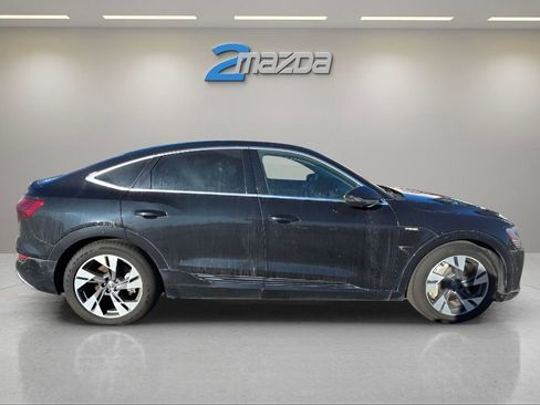 Used 2020 Audi e-tron Premium Plus image 17