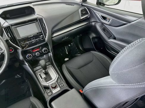Used 2024 Subaru Forester Premium AWD/4WD image 27