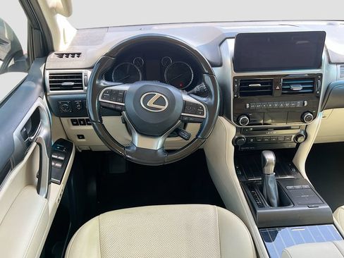 Used 2022 Lexus GX 460 Premium w/ Premium Package AWD/4WD image 24