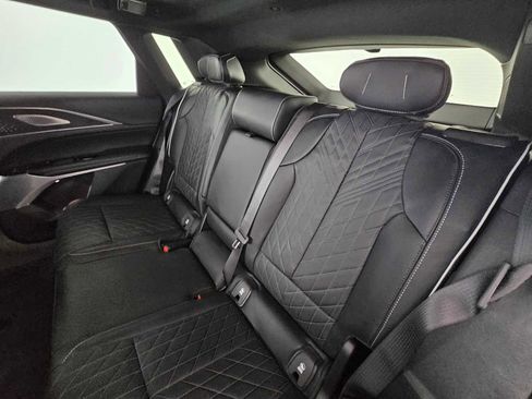 New 2026 Cadillac Lyriq V image 18