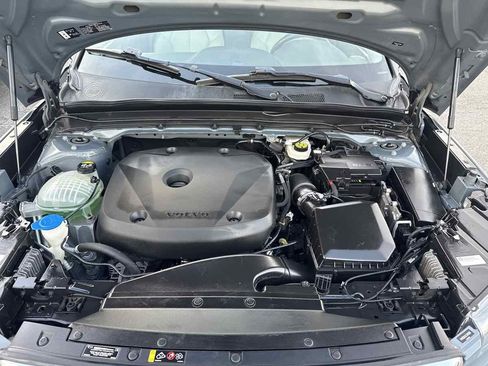 Used 2020 Volvo XC40 T5 Inscription w/ Protection Package Premier image 26