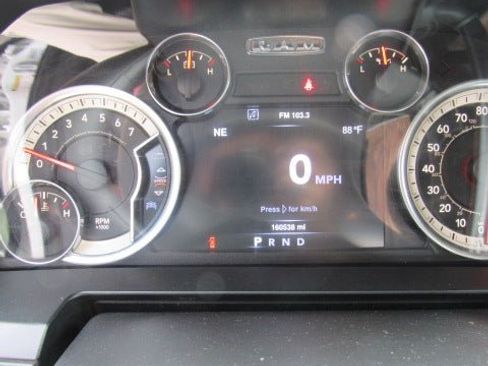 Used 2016 RAM 2500 Laramie w/ Convenience Group AWD/4WD image 23