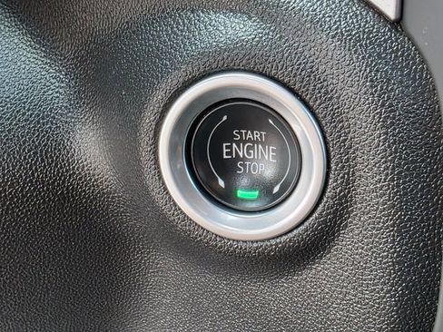 Used 2024 GMC Sierra 1500 Pro image 32