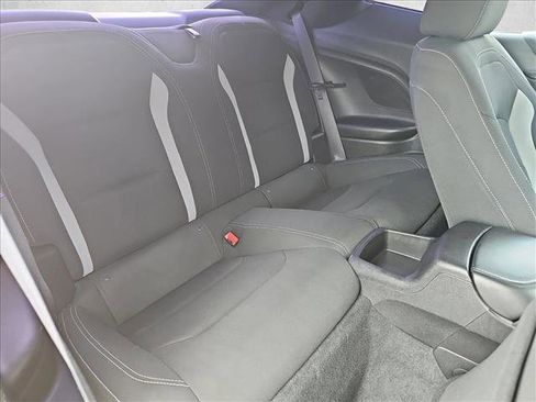 Used 2018 Chevrolet Camaro LT image 10