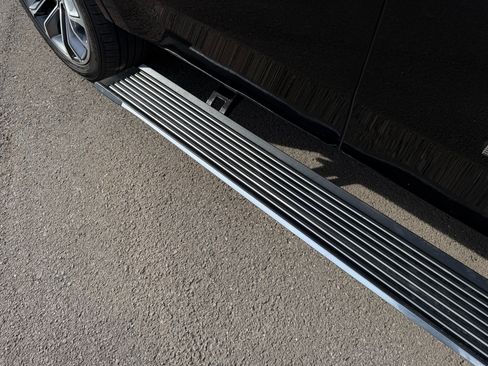 Used 2022 Jeep Grand Wagoneer Series III w/ Rear Seat Video Group 1 image 61