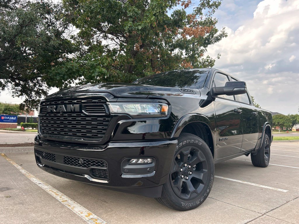 Used 2026 RAM 1500 Big Horn AWD/4WD image 2