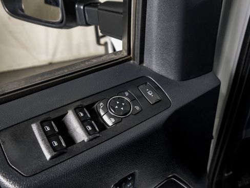 Used 2022 Ford F350 Lariat w/ Lariat Value Package AWD/4WD image 33