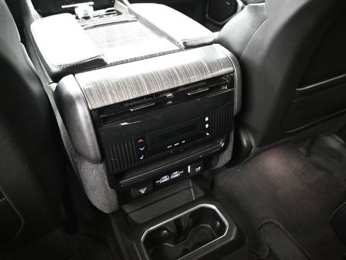 Used 2022 Jeep Wagoneer Series III w/ Premium Group I image 26