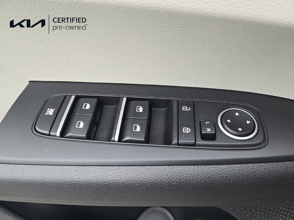 Used 2023 Kia Forte LXS w/ LXS Technology Package FWD image 26