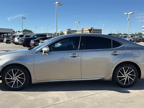 Used 2017 Lexus ES 350 image 4