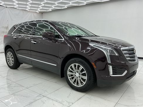 Used 2018 Cadillac XT5 Luxury w/ Driver Awareness Package FWD image 7