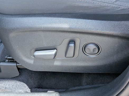 Used 2019 Kia Sorento AWD w/ LX Convenience Package image 21