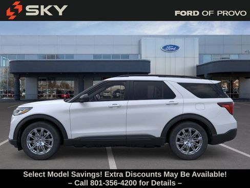 New 2026 Ford Explorer Active w/ Active Comfort Package image 3