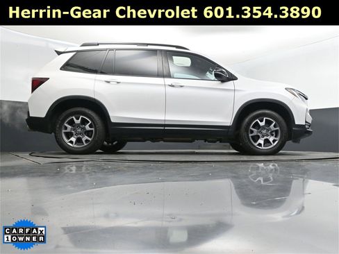 Used 2023 Honda Passport TrailSport image 43