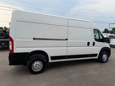 Used 2023 RAM ProMaster 2500 FWD image 9