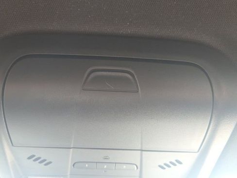 Used 2024 Buick Enclave Premium FWD image 35