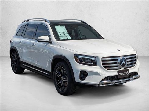 New 2026 Mercedes-Benz GLB 250 4MATIC image 7