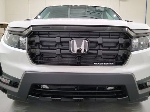 New 2026 Honda Ridgeline Black Edition image 3