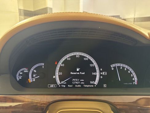 Used 2010 Mercedes-Benz S 550 4MATIC image 28