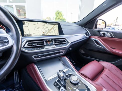 Used 2022 BMW X6 xDrive40i w/ M Sport Package AWD/4WD image 34