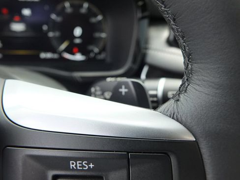 Used 2026 INFINITI QX60 Luxe w/ Cargo Package FWD image 39