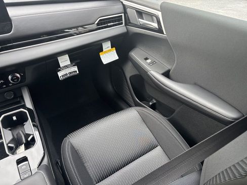 New 2026 Mitsubishi Outlander ES image 23