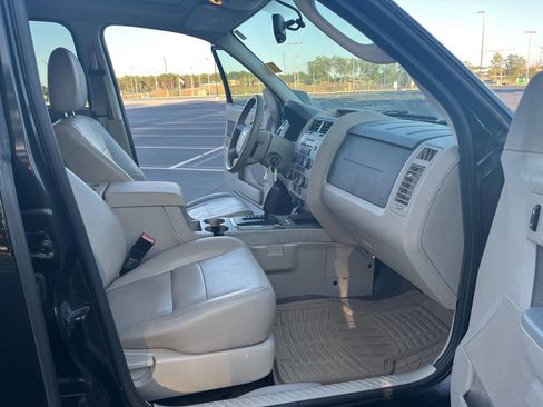 Used 2011 Ford Escape XLT w/ 203A Rapid Spec Order Code image 14