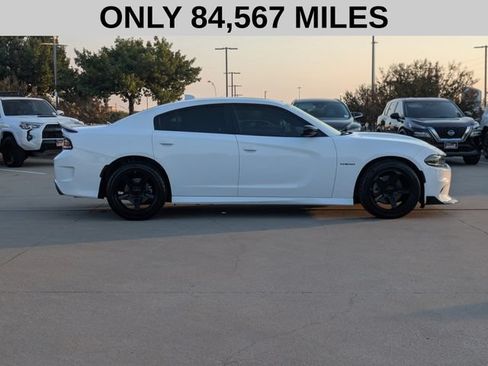 Used 2022 Dodge Charger R/T w/ Blacktop Package RWD image 4