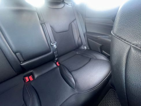 Used 2025 Jeep Compass Trailhawk image 36