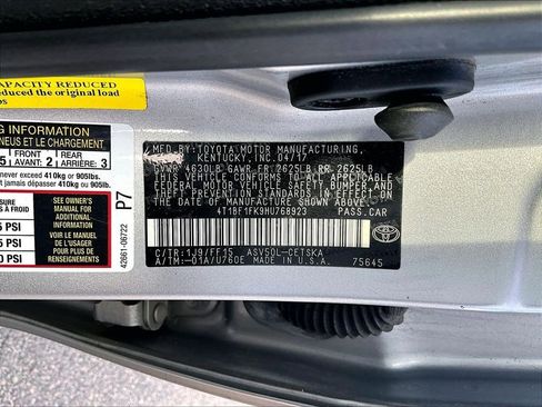 Used 2017 Toyota Camry SE FWD image 9